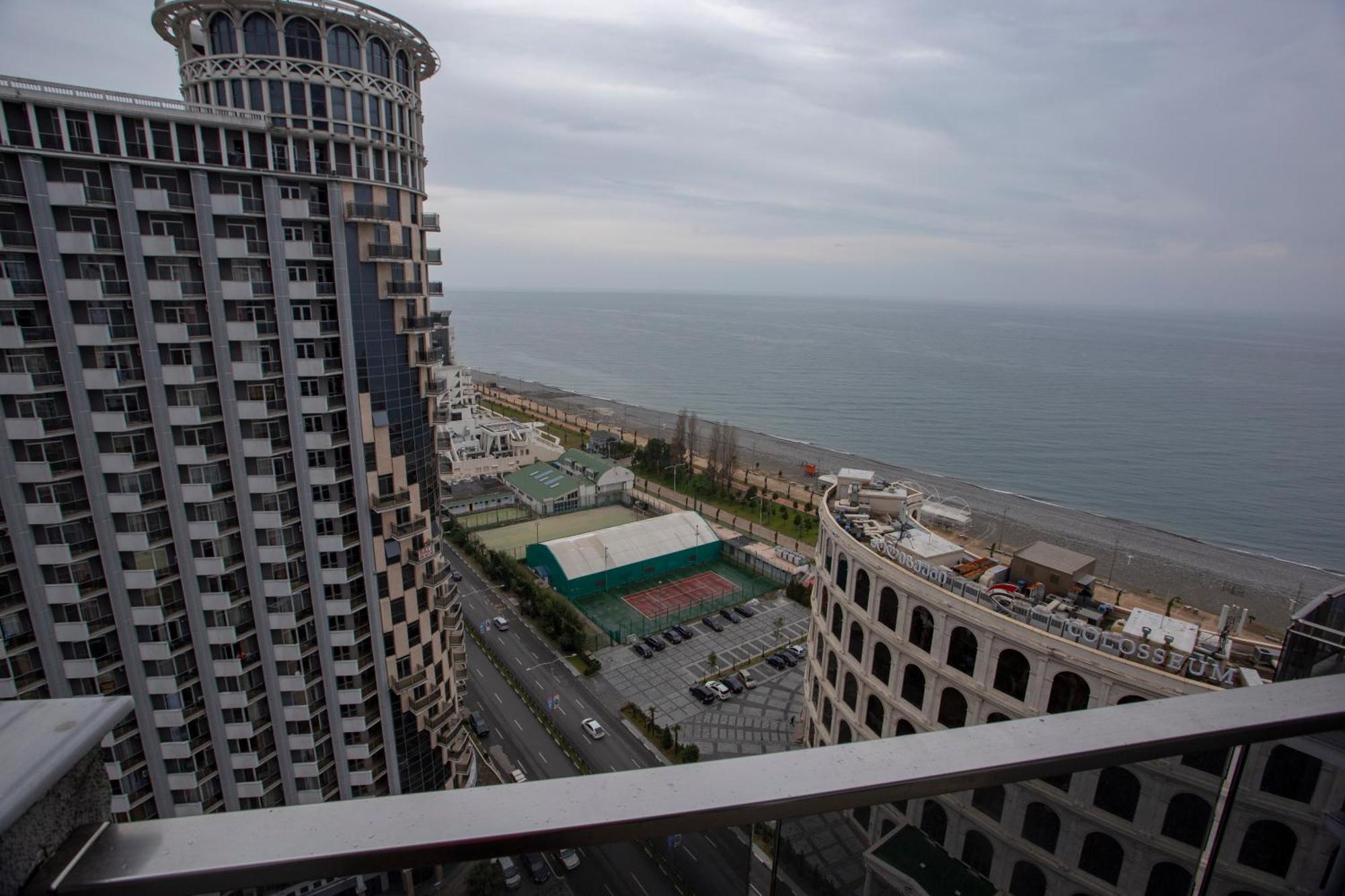 Olympic Batumi Appartement Buitenkant foto
