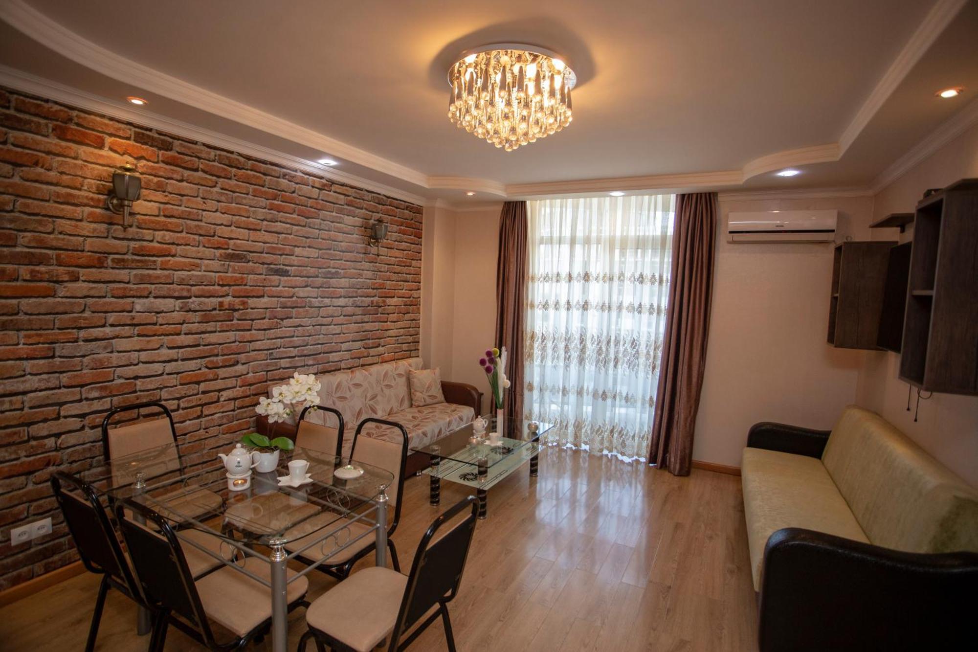 Olympic Batumi Appartement Buitenkant foto