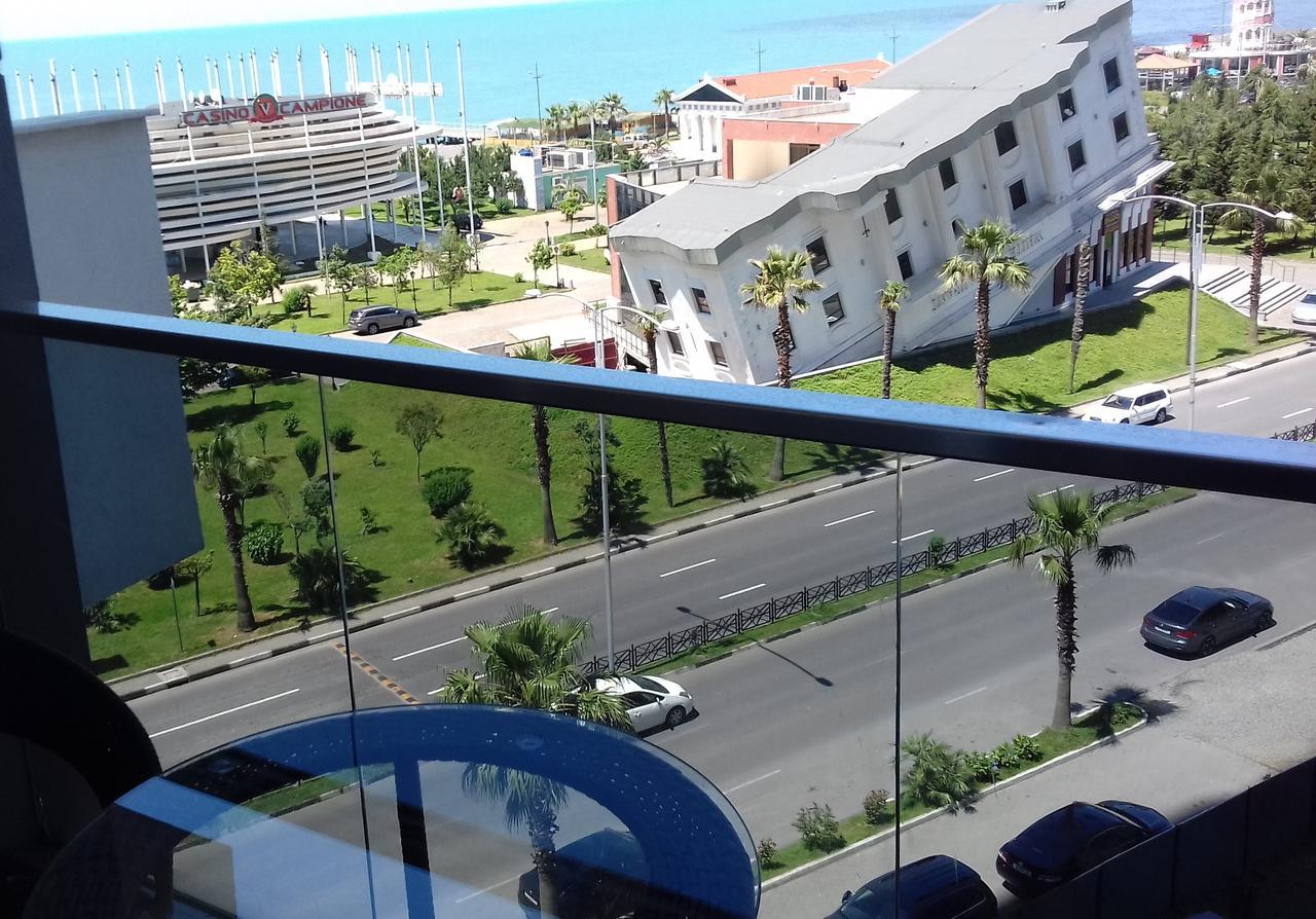 Olympic Batumi Appartement Buitenkant foto